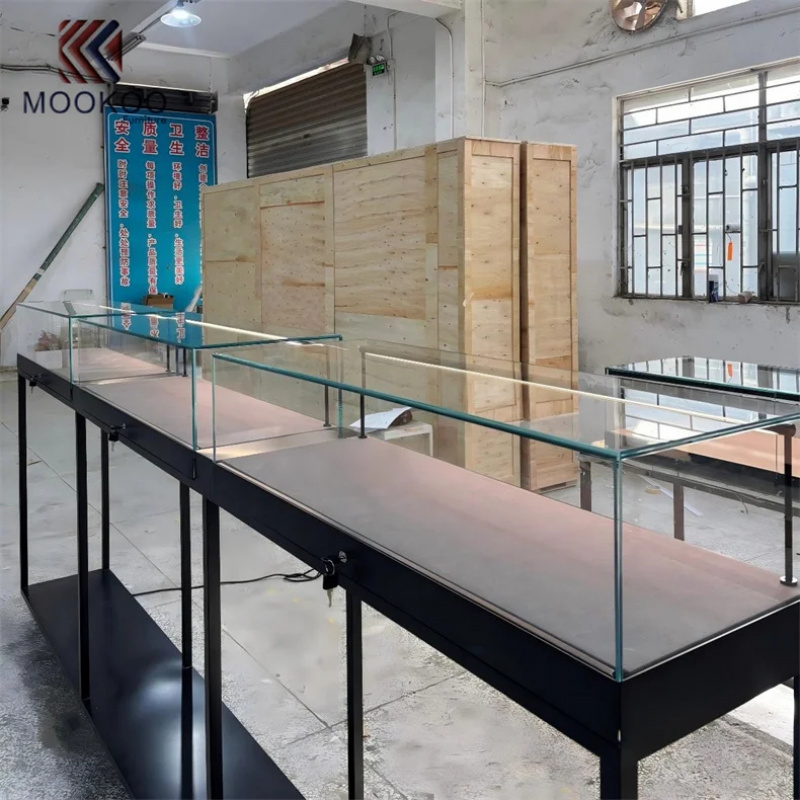 Exhibidor de Vidrio Personaliz - Jewelry And Watches Stores reseña y precio