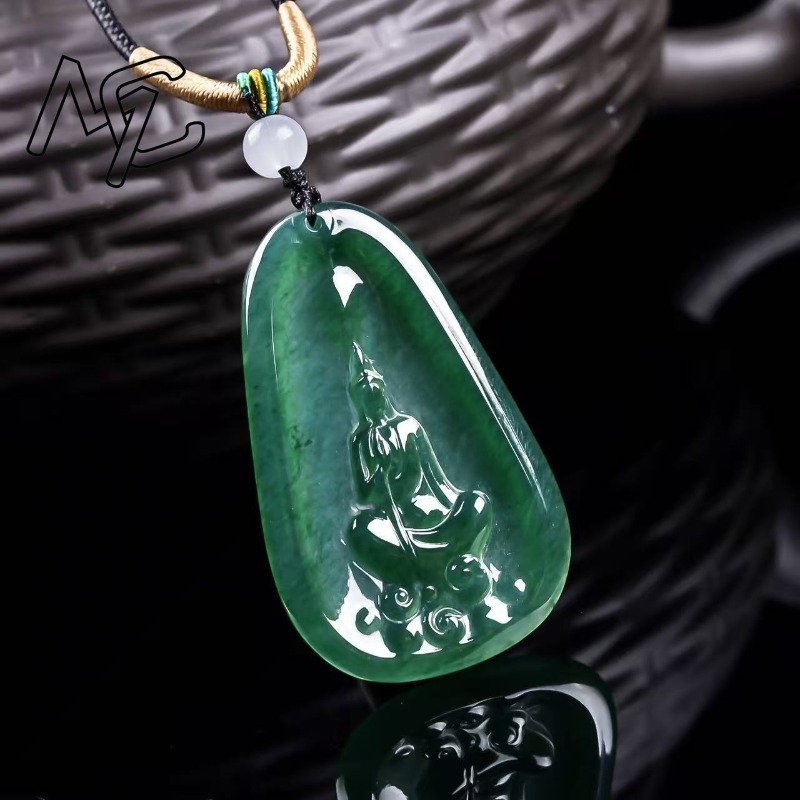 Colgante de Buda de Esmeralda  - Jewelry & Watches Spółka Z Ograniczoną Odpowiedzialnością Sp Z Oo reseña y precio