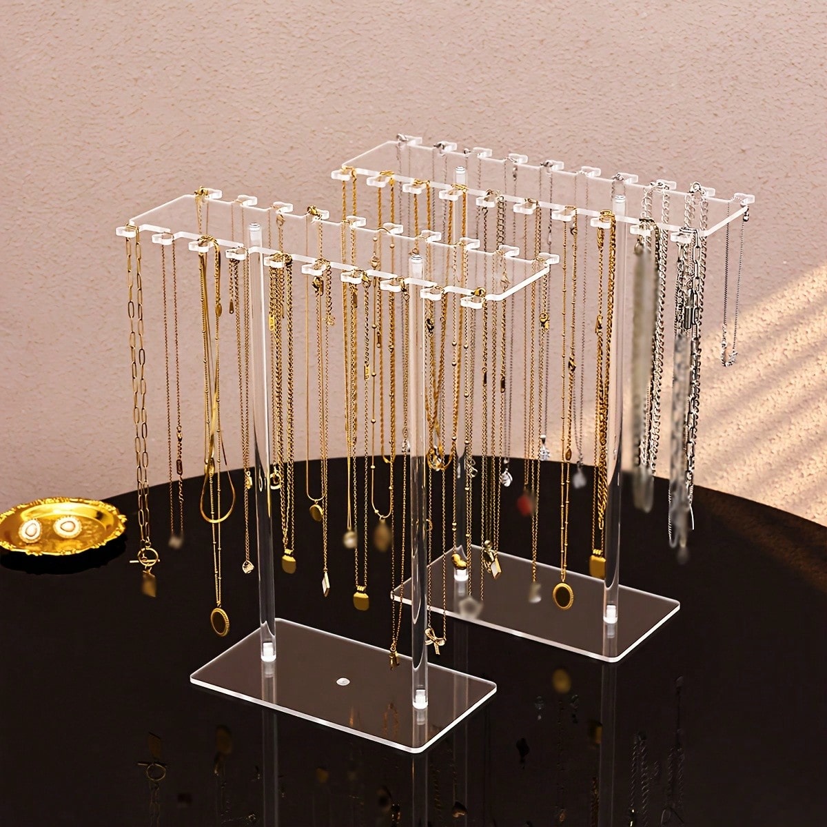 1 unidad de Soporte Premium de - Al Ain Jewelry & Watches Exhibition 2025 reseña y precio
