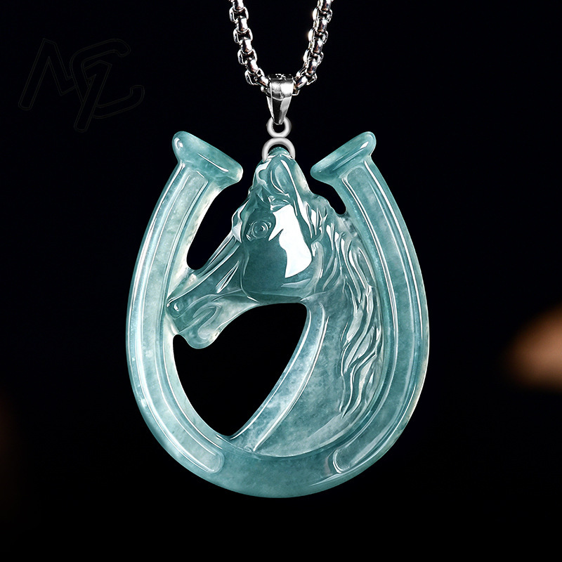 Collar con Colgante de Jade Az - Jewelry & Watches Spółka Z Ograniczoną Odpowiedzialnością Sp Z Oo reseña y precio