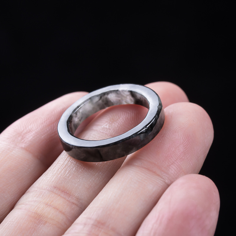 Anillo de jadeíta negra birman - Jewelry & Watches Spółka Z Ograniczoną Odpowiedzialnością Sp Z Oo reseña y precio